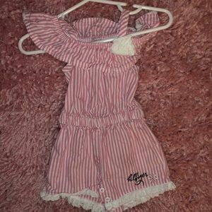 Like new tommy romper